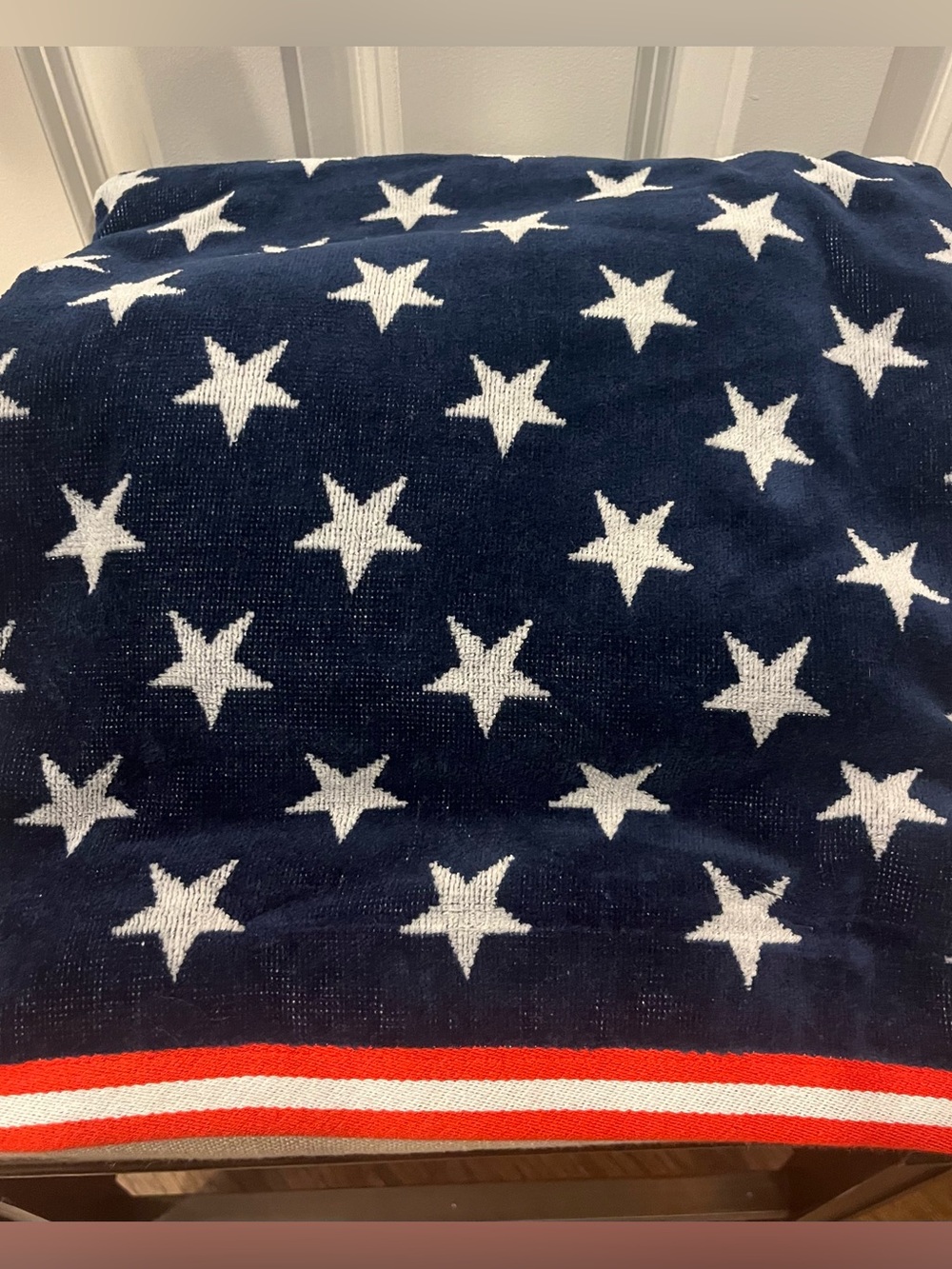 NWT CH STYLE AMERICAN FLAG BEACH TOWEL- 36 X 68